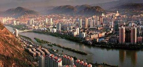  网友■中国九个带州的城市霸气航拍，网友：这五个省会都很震撼