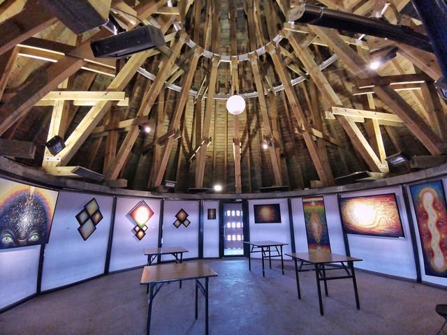 立陶宛旧都神秘老城堡 充满离奇传闻 官宣:地底有人