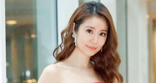  「显得」脸上有这4个特征的女人，可别”犯傻“剪短发，小心真的变大妈
