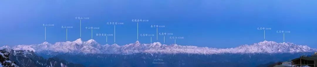 四川这座小城，叫板稻城亚丁，不输江南，藏着亚洲第一云海，高铁