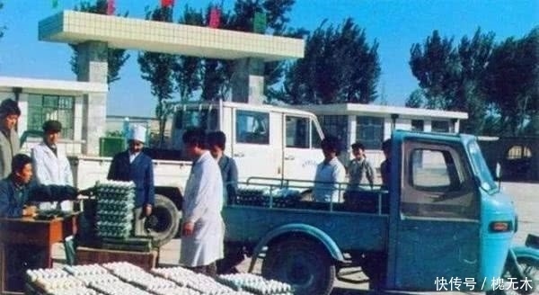  国营@老照片: 80年代的大型国营工厂, 曾经最红火的“铁饭碗”单