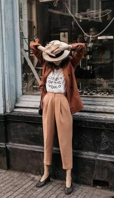 你还在穿什么裤子？今年流行的是吸烟裤！