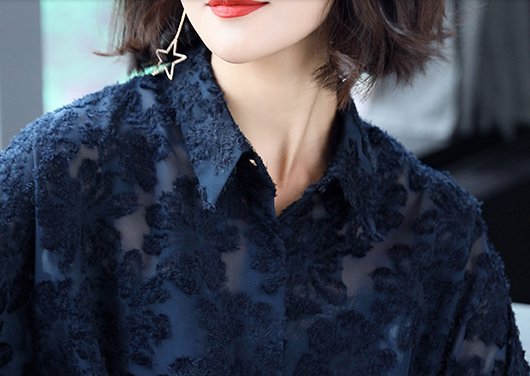 到香港才知道,今年流行穿“雪纺衫,美而不俗有气质,洋气一整秋