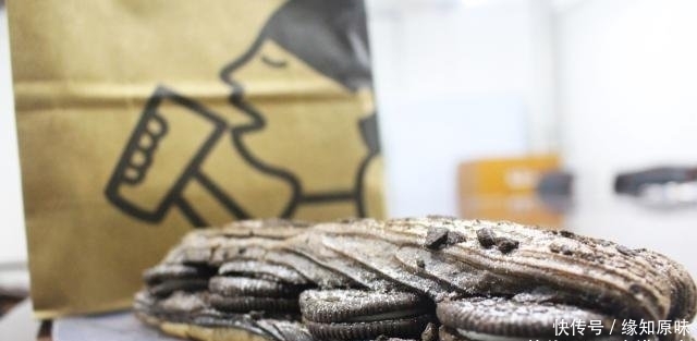 【热麦】京酱肉丝包、喜茶驴打滚,喜茶热麦哪款值得种草|评测!
