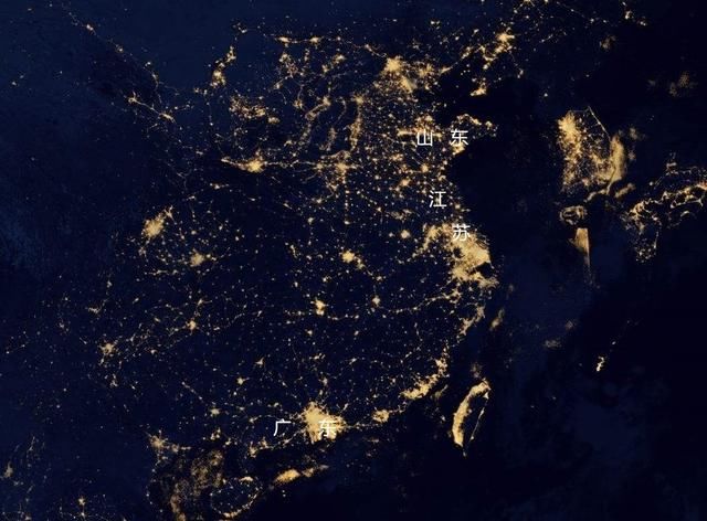 今年上半年广东、江苏和山东GDP列前三，广东成唯一超5万亿元省份