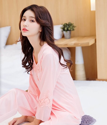 自从我买了这睡衣,老公每晚都用热情如火的眼神看我,热情过头了