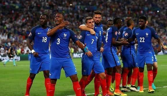 法国足球队一喜一忧,比利时足球队犯规过多,两