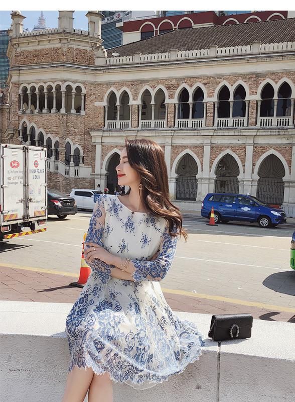 冷艳高贵的新款连衣裙，20-60岁随便穿，美到令人窒息