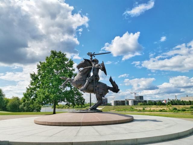 立陶宛旧都神秘老城堡 充满离奇传闻 官宣：地底有人