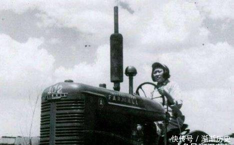  「纸币」印在1元纸币上的那女拖拉机手，41年后，才知人民币上的