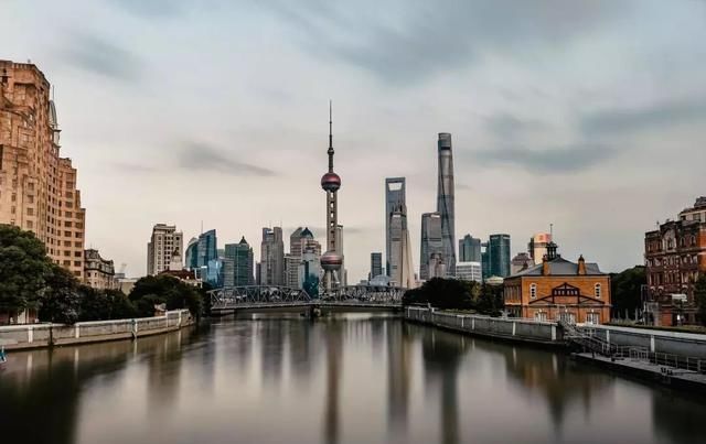 为了一滩水大打出手，这就是摄影的魅力