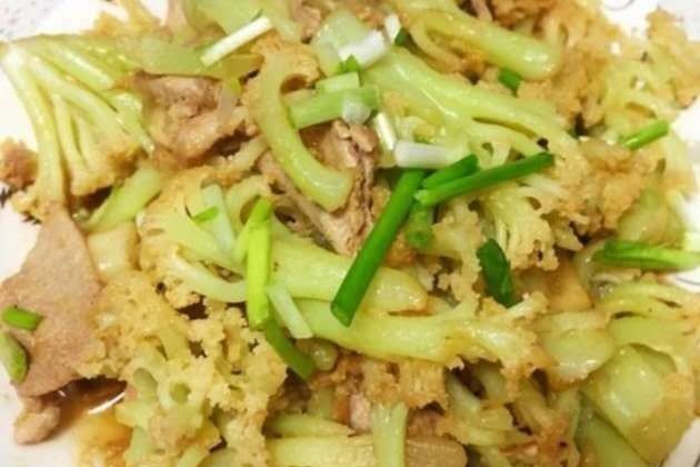  「春天」春天女性多吃“美容菜”，补水嫩肤，排毒减脂，再也不用去美容院