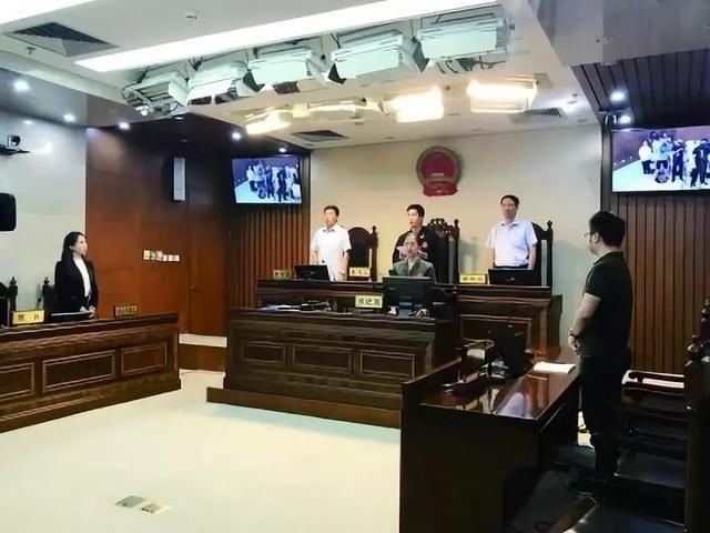 被传“疑似吸毒”，吴亦凡怒告微博博主，今天法院判了!