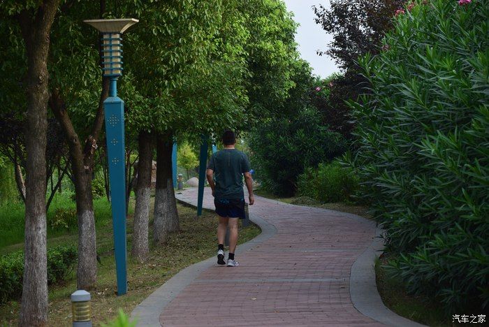 奥迪A6L，宝马X3，奔驰GLB，凯迪拉克CT5，不一样的新感受之九