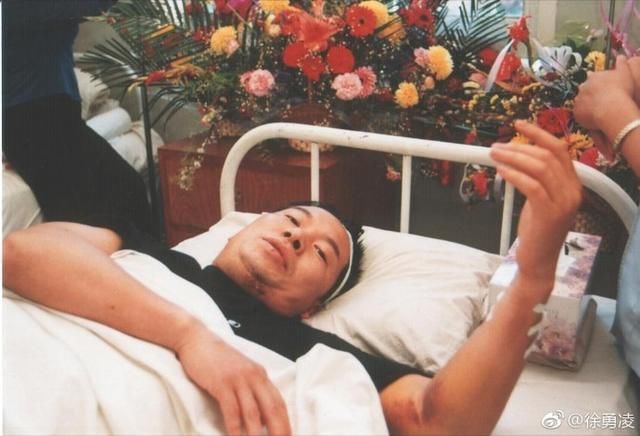 铲屎官称方舟子什么都洗就是嘴不洗，逼着徐勇凌关停联系方式!