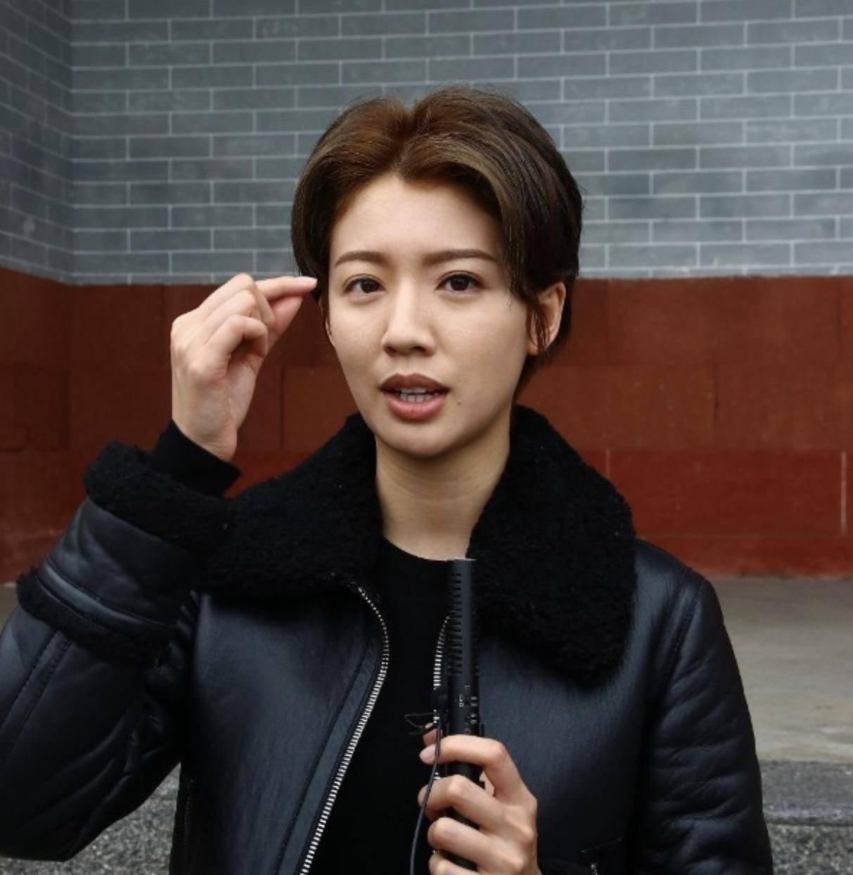 『嘲像』曾被网友嘲像建筑工人没有星味 29岁tvb花旦独眼造型现身新剧拍摄