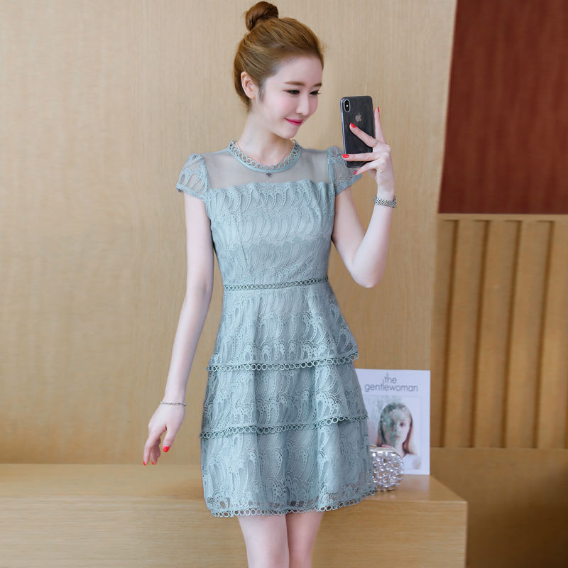 专为小个子女生准备的日系连衣裙，清新又减龄，穿出你不一样的美