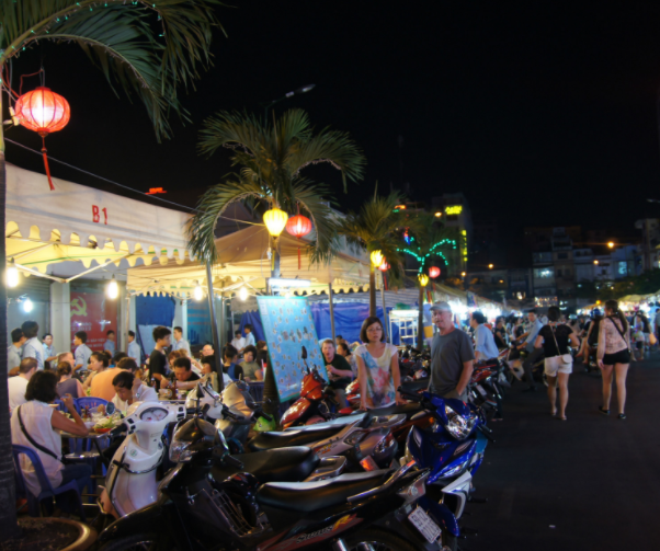 越南夜市的“特殊”问候,如果有美女问你要不要生菜,记得快走