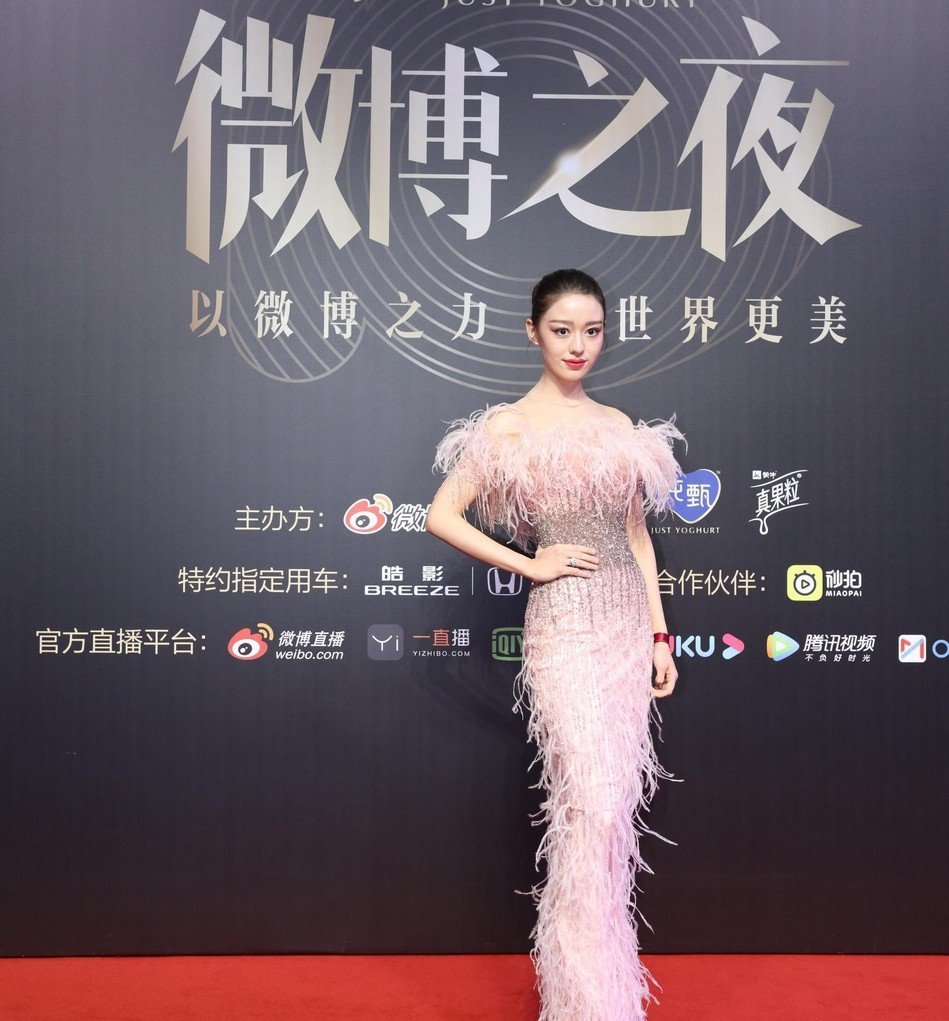 「 刘亦菲」吉娜宋茜PK小蛮腰,佟丽娅比刘亦菲还仙女,杨紫郑爽艳压baby