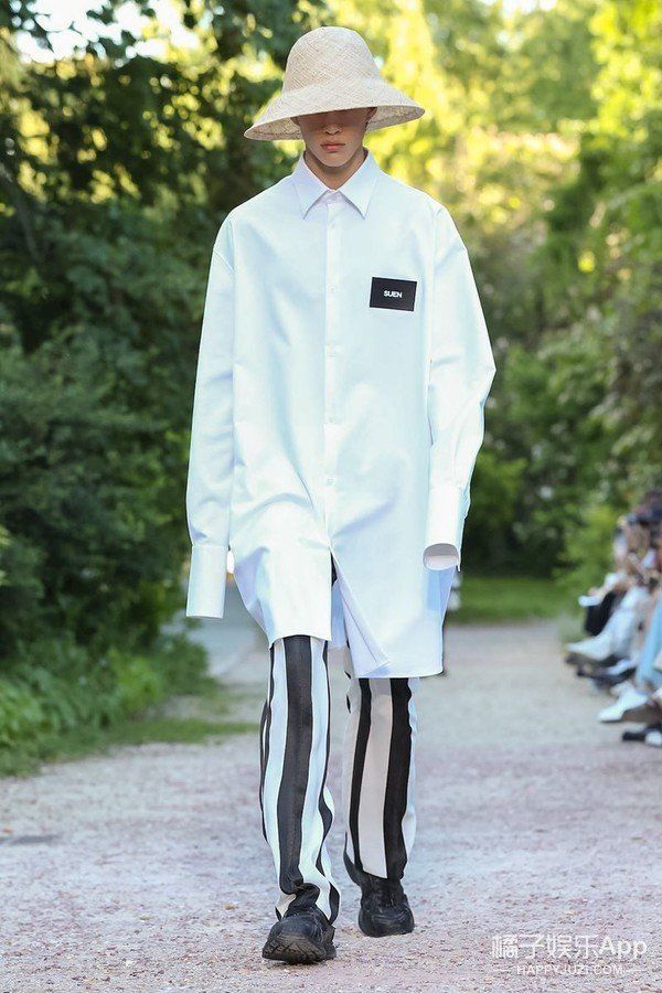 关于一场“逃离、隐世、战斗”的时装大秀!