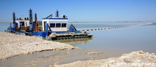 新疆罗布泊死亡之海正在“复活”，干涸数十年后再现万顷碧波