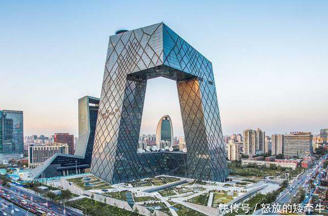  「力压」中国双子星城市投票：深圳 香港力压上海 苏州，重庆 成