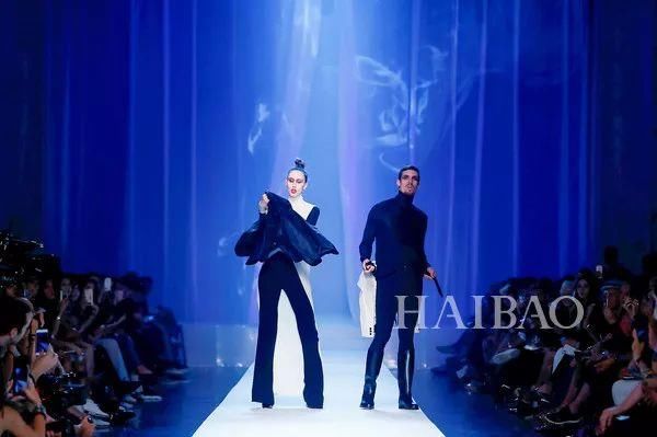 养眼|周迅和刘雯同台比美你站谁?反正我已经沦陷了