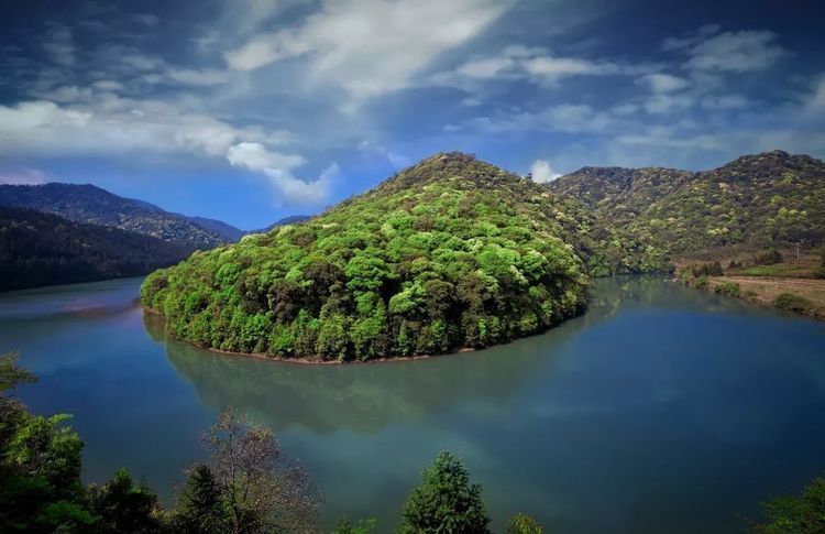 福建最“巨无霸”的城市，背靠浙江，与江西对接，却还是四线城市