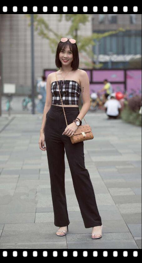 成都街边的黑色诱惑 6位小姐姐性感街拍 黑色原来能穿的这么美