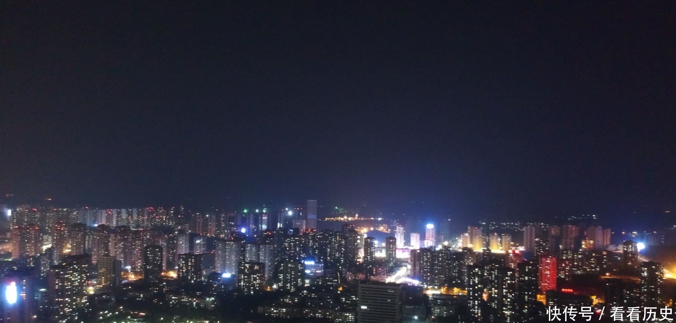 这座城市曾经是四川第三大城市，车牌川C，如今没落进不了前十！