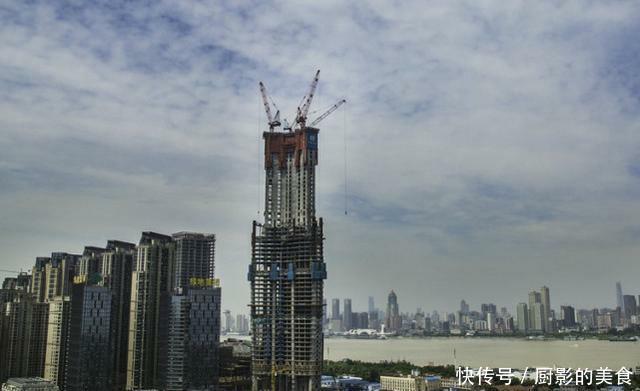  摩天大楼■中国最“高”的五座城市，武汉排第二，上海不是第一