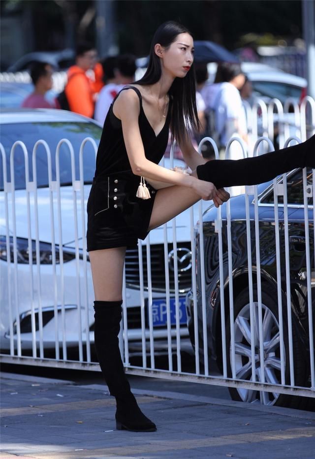 街拍，你的身材适合哪种穿搭，穿对了时尚又显瘦