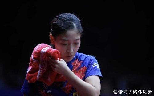 『高层』刘诗雯也曾紧张!出征带锅怕吃不好,张继科踢挡板被乒联高层怀念
