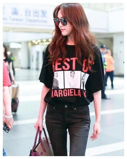 唐嫣豁出去了，牛仔裤“三角区”都被勒出来了，网友：罗晋有福了