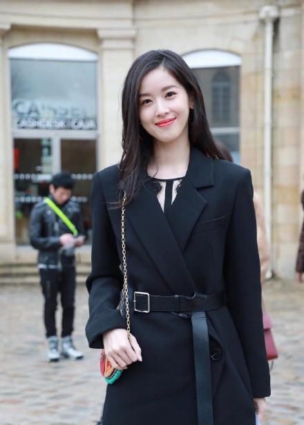 奶茶妹妹变抹茶妹妹？看奶茶妹妹的搭配，阔太与网红的实力差距