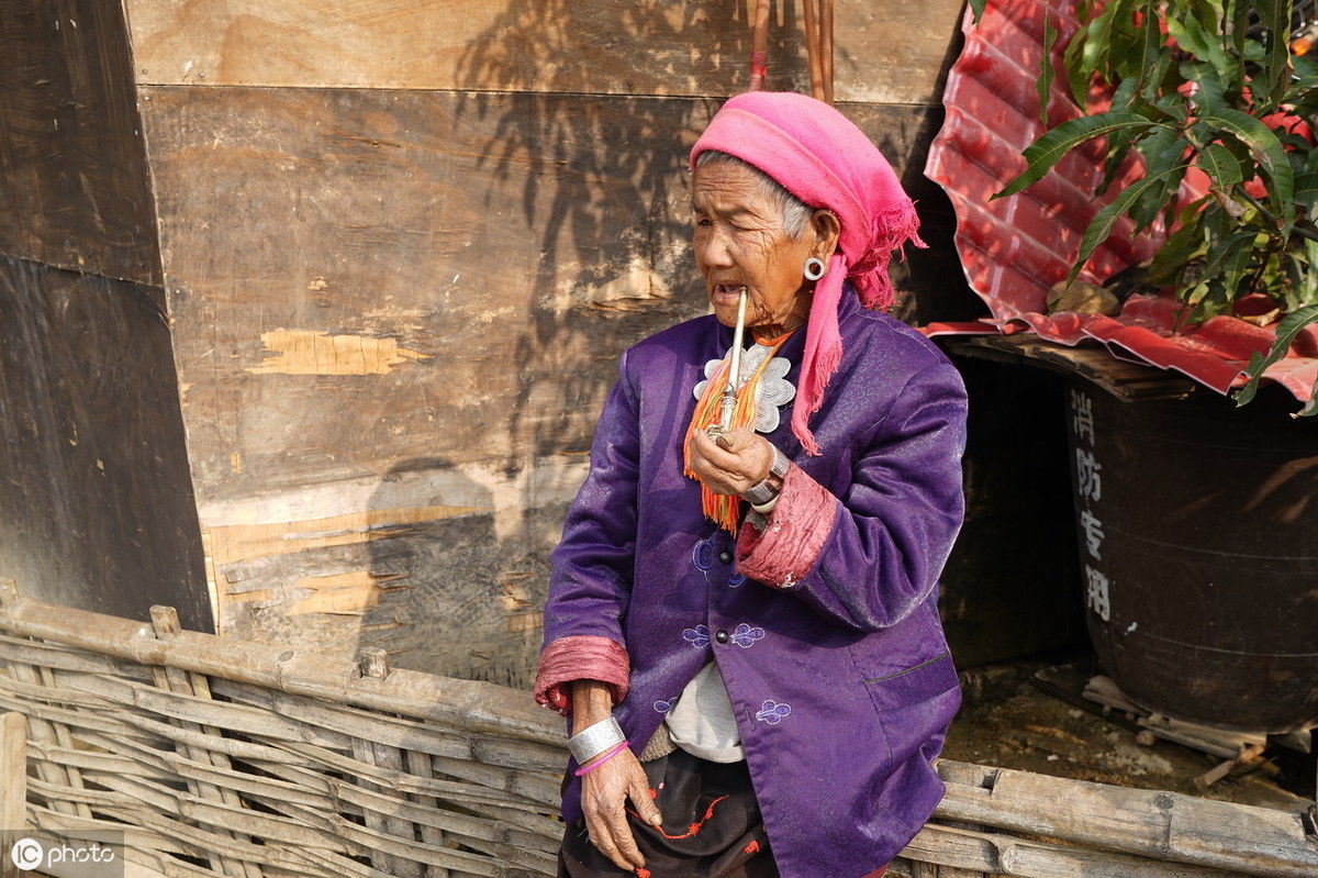 探访中国最后的原始部落:翁丁佤寨，与世隔绝的秘境之地