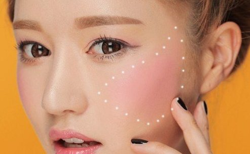  「脸上」圆脸妹子的“福音”来了,从这三个方面下手,胜过瓜子脸!