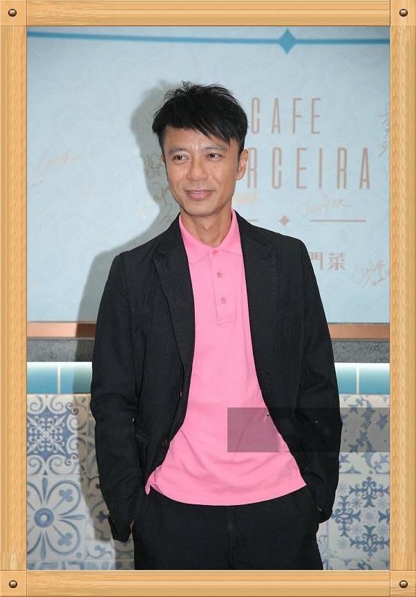 岁月是把杀猪刀!67岁谭咏麟同框50岁李克勤,网友:讲不出再见!