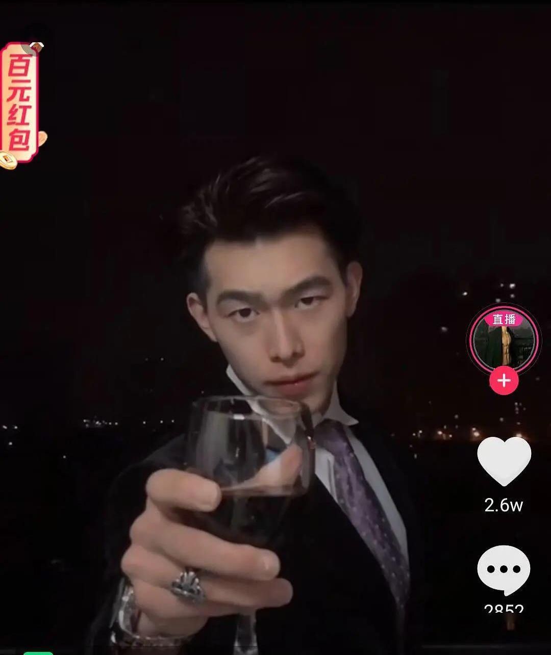 没想到@百万网红照骗翻车现场,点开前没想到这么好笑...全程高能xswl!!