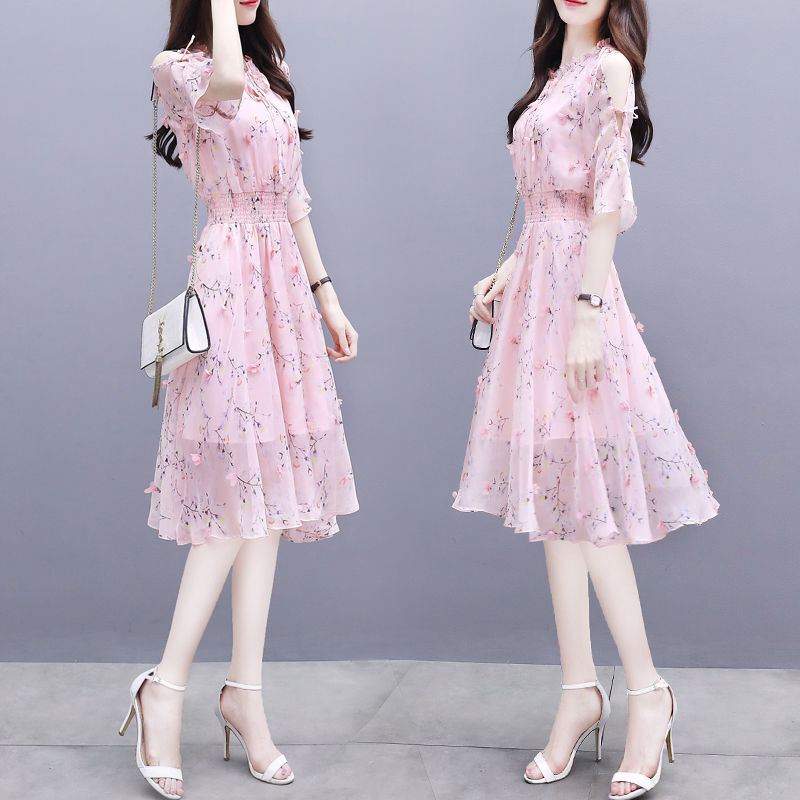 别再穿掉档次的衣服，新出一种:“初恋裙”，上身美得惊艳所有人