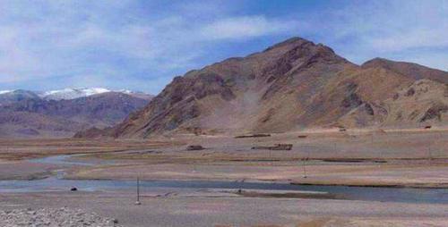 到西藏的无人区探险，为什么夜晚不要住在车里？看完涨知识了