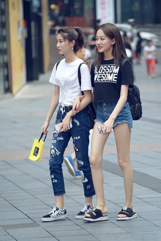 武汉街拍 街头抓拍的时尚美女,演绎完美夏日迷人范!