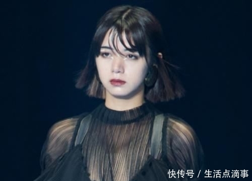 『 斋藤』三吉彩花A爆全场!,日本女星模特T台:斋藤飞鸟堪称芭比娇娃
