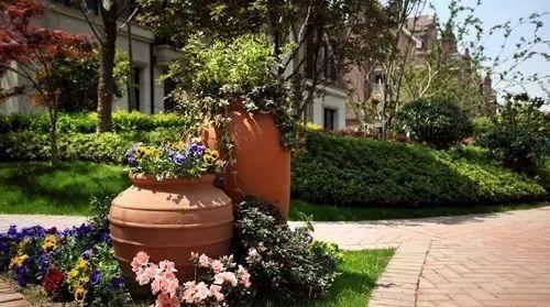 这些风格各异的乡村庭院，每一款都美的让人心动