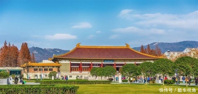 国内最受毕业生青睐的3座城市，成都仅排第二，第一名你意想不到