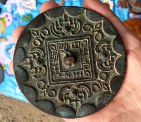  遵化■逛遵化古玩市场，发现宝贝