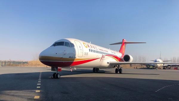 第十架ARJ21飞机交付成都航空 国产喷气客机机队初具规模