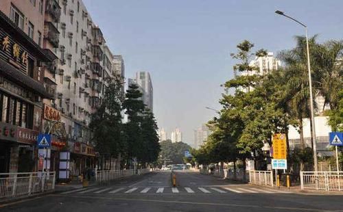  「我国」我国最多外来人口的城市：本地人只占1/3，一过年就变“