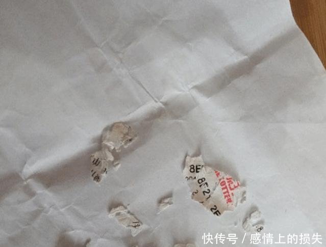 643万中奖彩票放口袋, 惨被洗衣机洗成碎纸_【