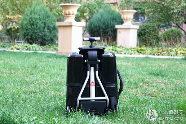 出门带娃手忙脚乱?这款行李箱还真是帮了大忙